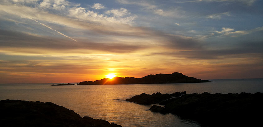 isola-rossa-tramonto
